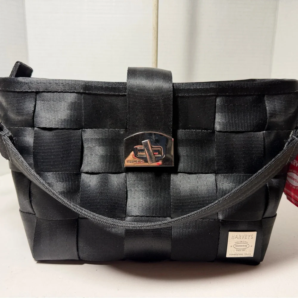 Harveys Carriage Ring Hobo Classic